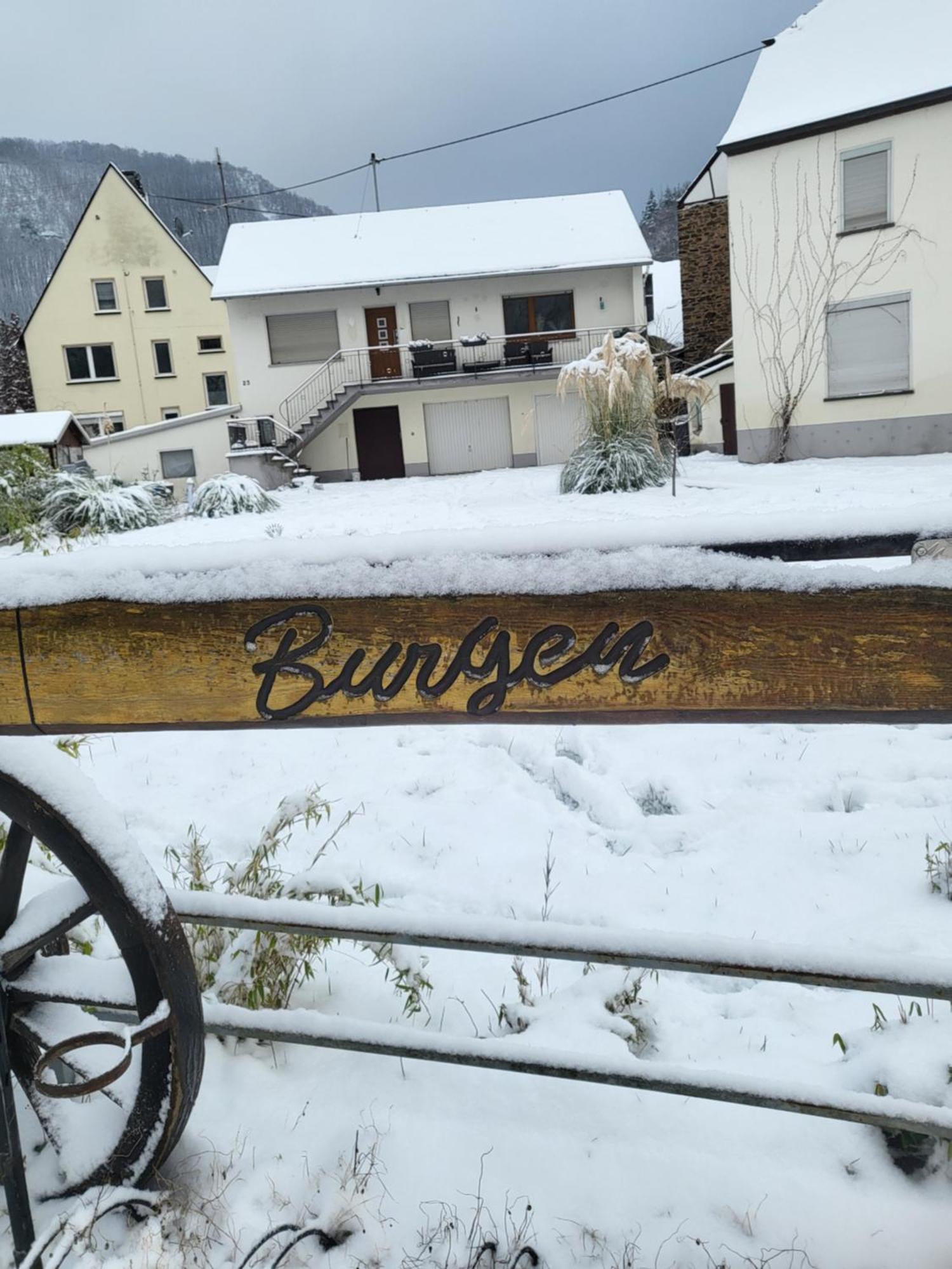 Ferienwohnung Burgener Burgblick Burgen  Exterior foto